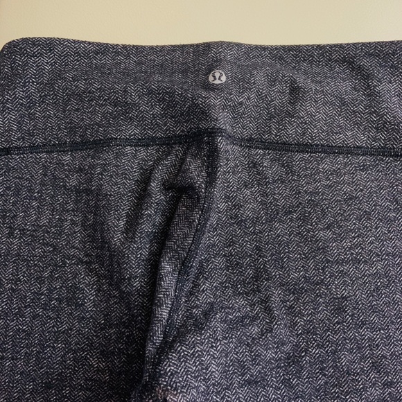Lululemon pants/leggings - Picture 4 of 4